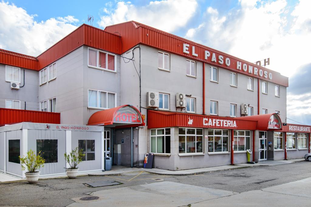 Hotel El Paso Honroso Hospital de Órbigo Kültér fotó