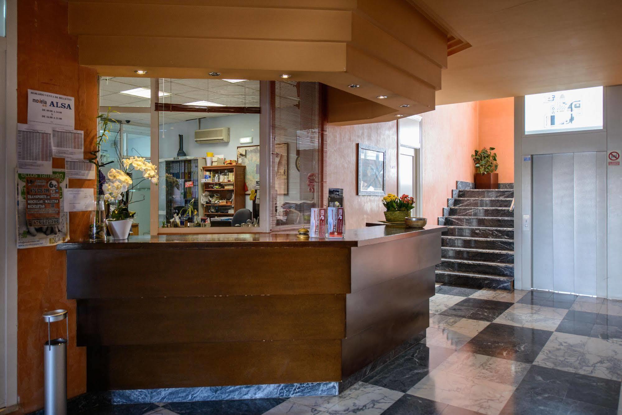 Hotel El Paso Honroso Hospital de Órbigo Kültér fotó